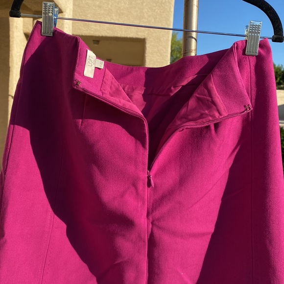 ⭐️ Ann Taylor LOFT Skirt 4 Petite ⭐️ - Picture 4 of 4